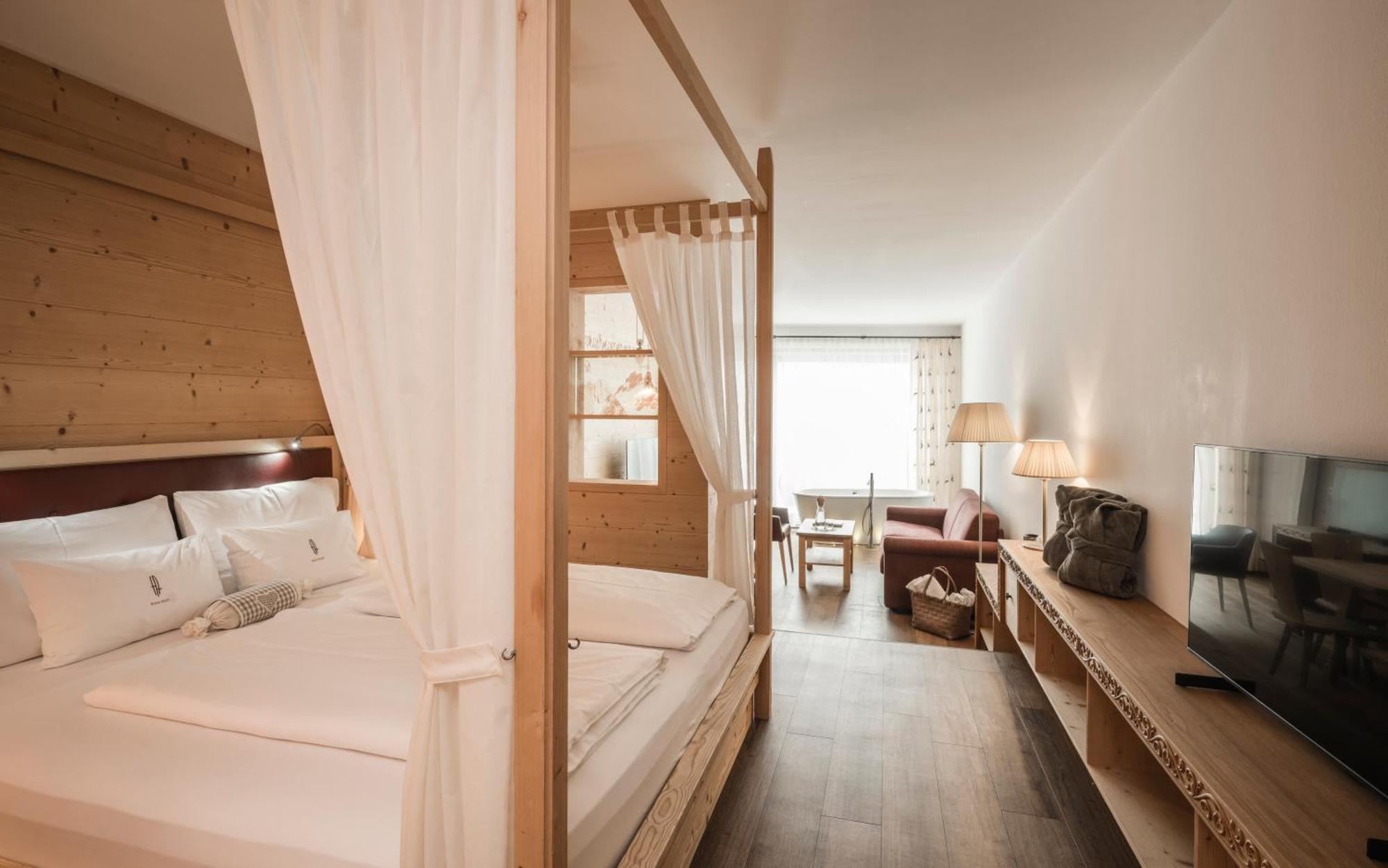 Alpenheim Charming & Spa Hotel Ortisei Exterior foto
